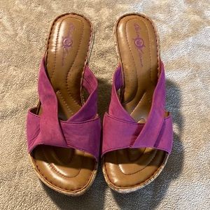 Born Crown Fuchsia sandals size 7
